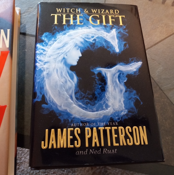 James Patterson. The Gift & Mary Mary Hardcover - Picture 4 of 5